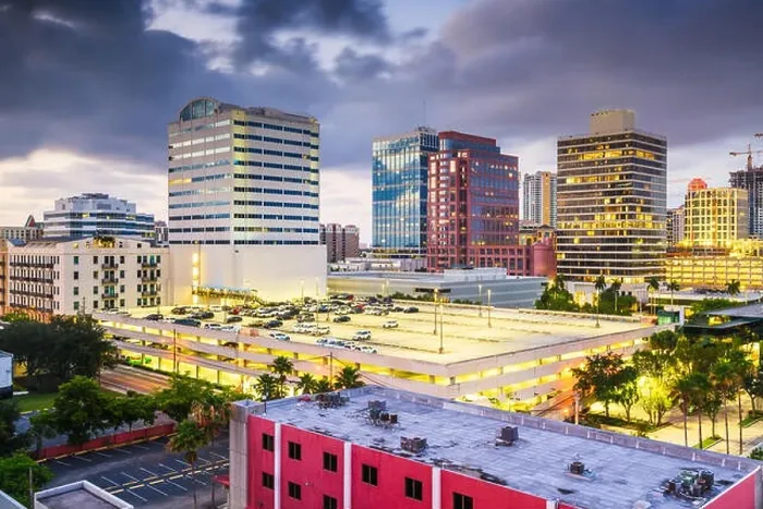 Framed Print : Ft. Lauderdale, Florida, USA downtown cityscape at dusk Framed Print : Ft. Lauderdale, Florida, USA downtown cityscape at dusk