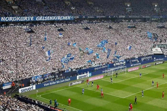 Framed Print : Gelsenkirchen, Deutschland, 1. Fussball Bundesliga 33 Framed Print : Gelsenkirchen, Deutschland, 1. Fussball Bundesliga 33