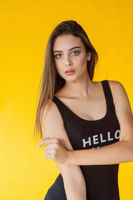 Framed Print : Girl on the background of a studio photo Framed Print : Girl on the background of a studio photo
