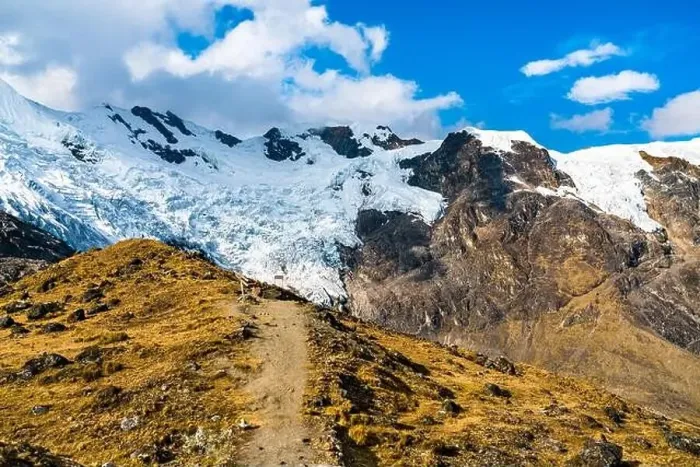 Framed Print : Glacier at the Huaytapallana mountain range in Huancayo, Peru Framed Print : Glacier at the Huaytapallana mountain range in Huancayo, Peru