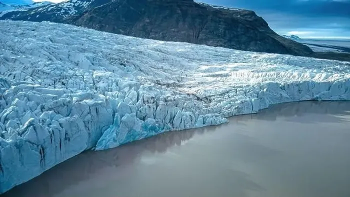Framed Print : glacier in Iceland, Hvannadalshnukur, drone photo Framed Print : glacier in Iceland, Hvannadalshnukur, drone photo