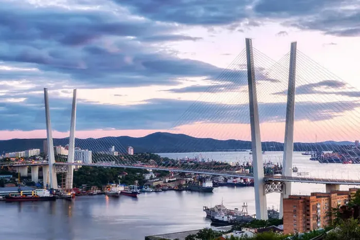 Framed Print : Golden bridge and Golden Horn bay at sunset, Vladivostok, Russia Framed Print : Golden bridge and Golden Horn bay at sunset, Vladivostok, Russia