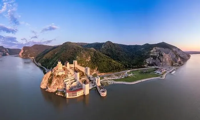 Framed Print : Golubac fortress castle walls standing on Danube river bank in sunset rays aerial panorama, Serbia Framed Print : Golubac fortress castle walls standing on Danube river bank in sunset rays aerial panorama, Serbia