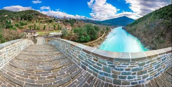 Framed Print : The great arched stone bridge of Plaka on Arachthos river, Tzoumerka, Greece