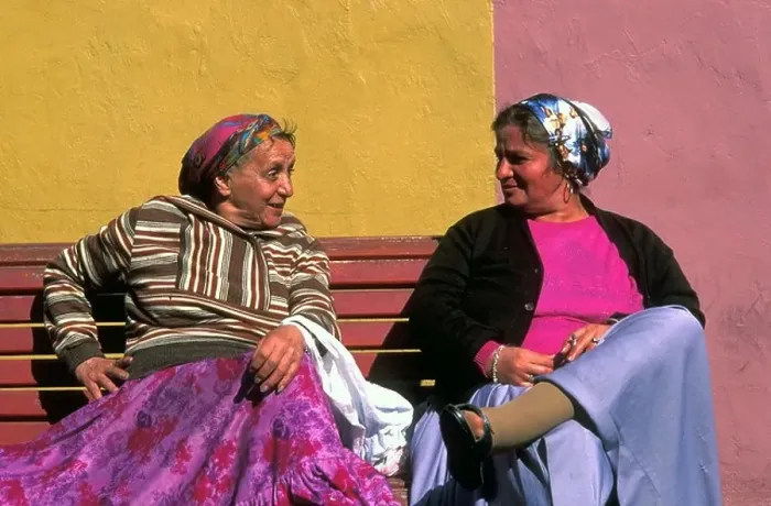Framed Print : gypsy women in La Boca, Buenos Aires, Argentina Framed Print : gypsy women in La Boca, Buenos Aires, Argentina