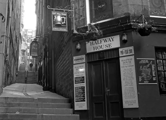Framed Print : Halfway House Pub, Fleshmarket Close, Edinburgh City, Scotland, UK in Monochrome Framed Print : Halfway House Pub, Fleshmarket Close, Edinburgh City, Scotland, UK in Monochrome