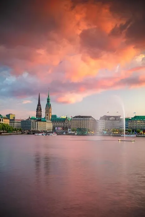 Framed Print : Hamburg, Germany. Cityscape image of Hamburg downtown with City Hall during sunset Framed Print : Hamburg, Germany. Cityscape image of Hamburg downtown with City Hall during sunset