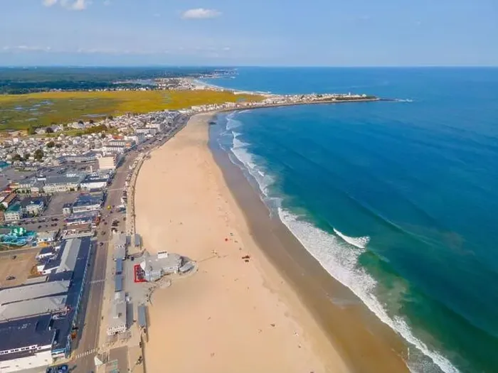 Framed Print : Hampton Beach aerial view including historic waterfront buildings on Ocean Boulevard and Hampton Beach State Park Framed Print : Hampton Beach aerial view including historic waterfront buildings on Ocean Boulevard and Hampton Beach State Park
