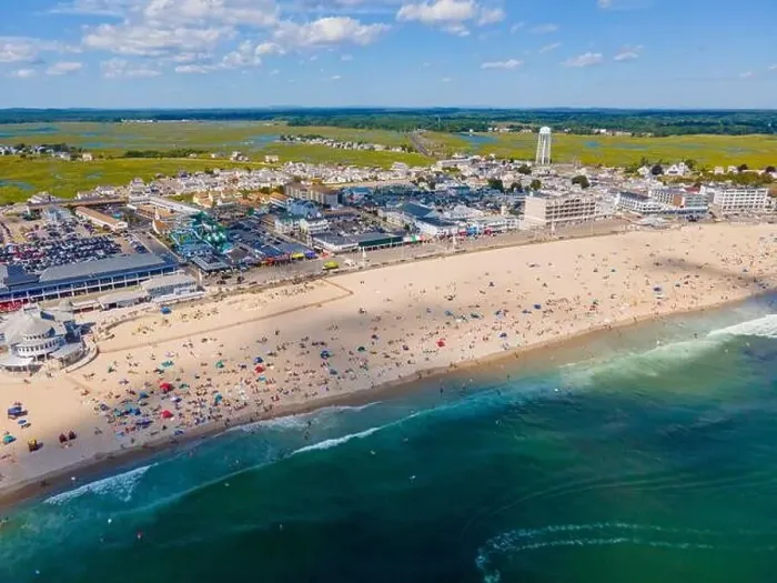 Framed Print : Hampton Beach aerial view including historic waterfront buildings on Ocean Boulevard and Hampton Beach State Park Framed Print : Hampton Beach aerial view including historic waterfront buildings on Ocean Boulevard and Hampton Beach State Park