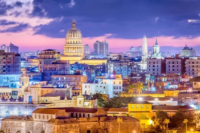 Framed Print : Havana, Cuba downtown skyline Framed Print : Havana, Cuba downtown skyline