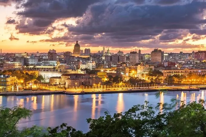 Framed Print : Havana, Cuba downtown skyline at dusk Framed Print : Havana, Cuba downtown skyline at dusk