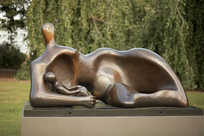 Framed Print : Henry Moore sculpture Draped Reclining Mother & Baby 1983 Framed Print : Henry Moore sculpture Draped Reclining Mother & Baby 1983