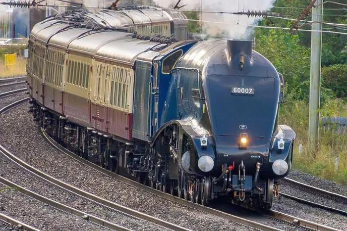 Framed Print : Heritage restored A4 Pacific steam locomotive Sir Nigel Gresley hauling the Settle & Carlisle Fellsman seen heading