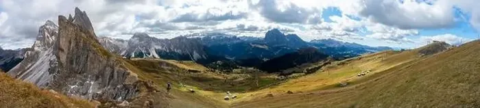 Framed Print : Hiking Dolomites in European Alps. Shot in summer with green grass and no snow. Gardena Pass, Italy Framed Print : Hiking Dolomites in European Alps. Shot in summer with green grass and no snow. Gardena Pass, Italy