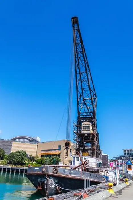 Framed Print : Hikitia, floating steam crane, Te Papa museum and the waterfront, Taranaki Street wharf, Wellington, New Zealand