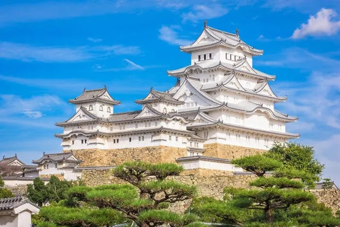 Framed Print : Himeji, Japan at Himeji Castle in the autumn season Framed Print : Himeji, Japan at Himeji Castle in the autumn season