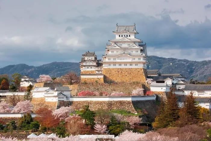 Framed Print : Himeji, Japan at Himeji Castle during spring cherry blossom season in the day Framed Print : Himeji, Japan at Himeji Castle during spring cherry blossom season in the day