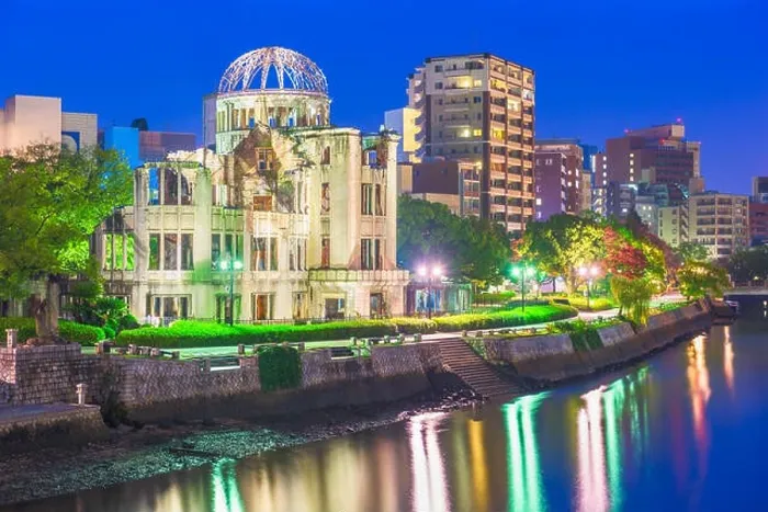 Framed Print : Hiroshima, Japan skyline and Atomic Dome at twilight on the river Framed Print : Hiroshima, Japan skyline and Atomic Dome at twilight on the river