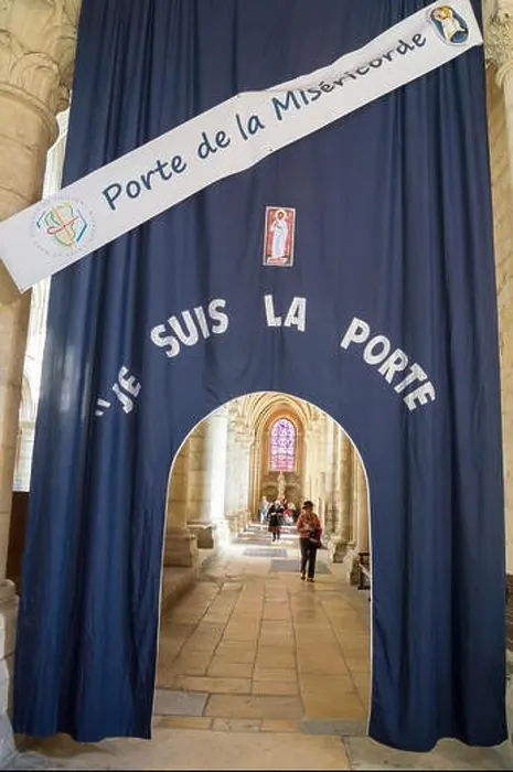 Framed Print : Holy Door of Mercy, Notre-Dame cathedral, Laon, Aisne, Picardie, France Framed Print : Holy Door of Mercy, Notre-Dame cathedral, Laon, Aisne, Picardie, France