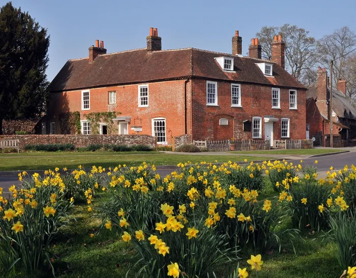 Framed Print : THE HOME OF 19TH CENTURY NOVELIST JANE AUSTEN AT CHAWTON HAMPSHIRE Framed Print : THE HOME OF 19TH CENTURY NOVELIST JANE AUSTEN AT CHAWTON HAMPSHIRE