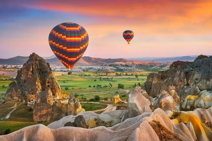 Framed Print : Hot air balloon, Goreme, Cappadocia, Turkey Framed Print : Hot air balloon, Goreme, Cappadocia, Turkey
