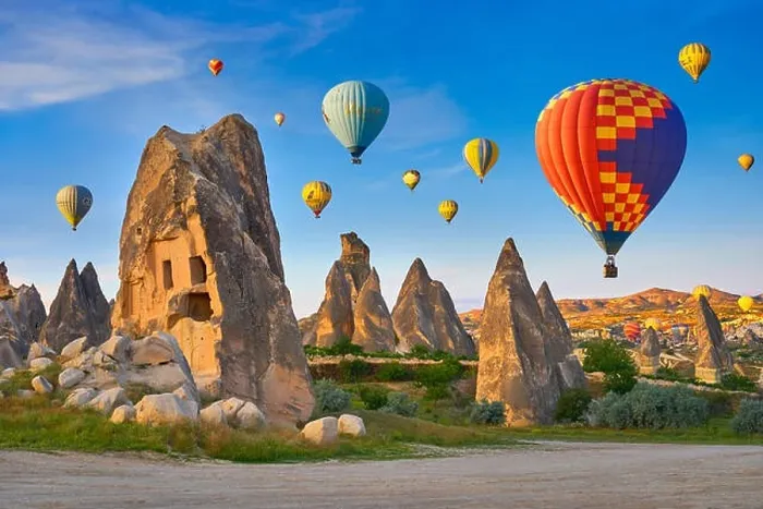 Framed Print : Hot air balloons, Goreme, Cappadocia, Turkey Framed Print : Hot air balloons, Goreme, Cappadocia, Turkey
