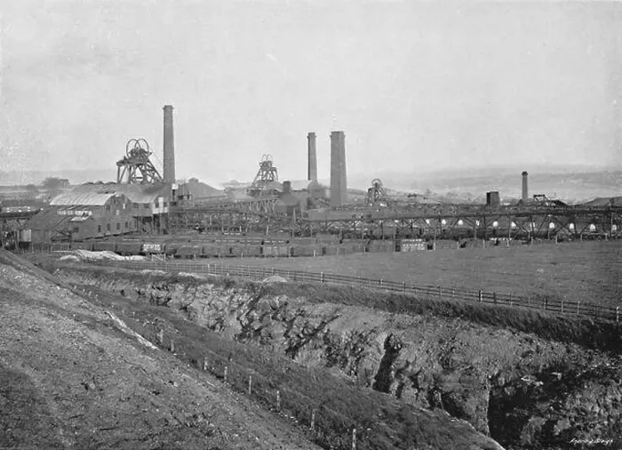 Framed Print : Hoyland Silkstone Collieries, Yorkshire, c1896. Artist: Warner Gothard Framed Print : Hoyland Silkstone Collieries, Yorkshire, c1896. Artist: Warner Gothard