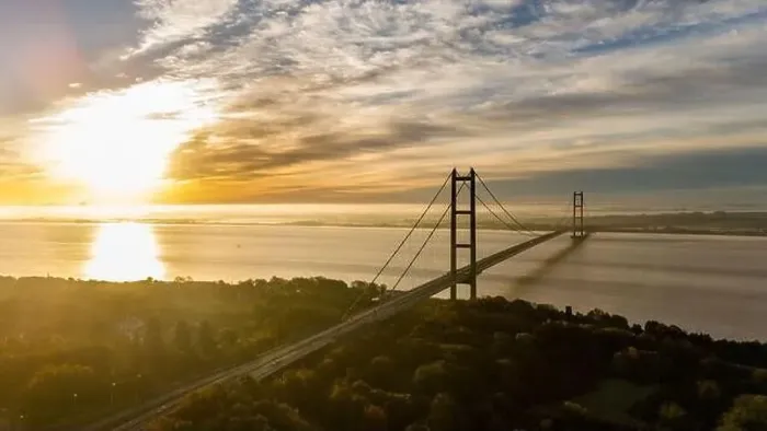 Framed Print : Humber Bridge at Sun Rise Framed Print : Humber Bridge at Sun Rise