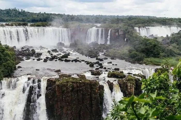 Framed Print : Iguazu falls Framed Print : Iguazu falls