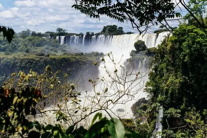 Framed Print : Iguazu falls Framed Print : Iguazu falls