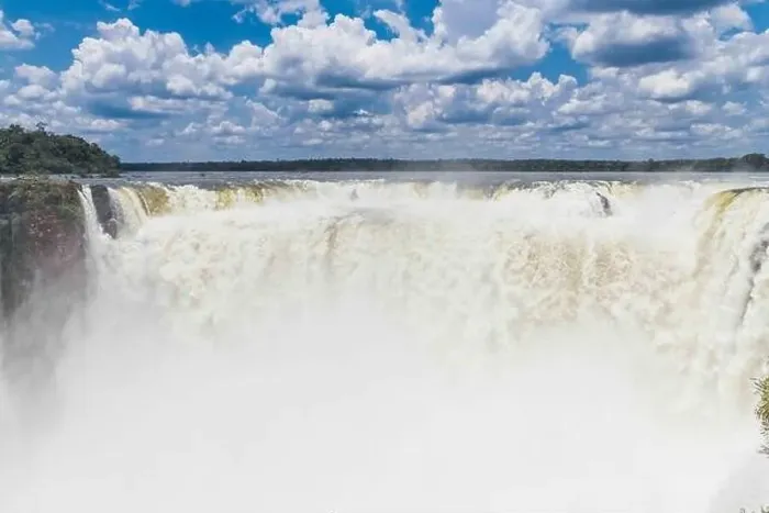 Framed Print : Iguazu falls Framed Print : Iguazu falls