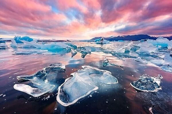 Incredible landscape with icebergs in Jokulsarlon glacial lagoon. Vatnajokull National Park, southeast Iceland, Europe