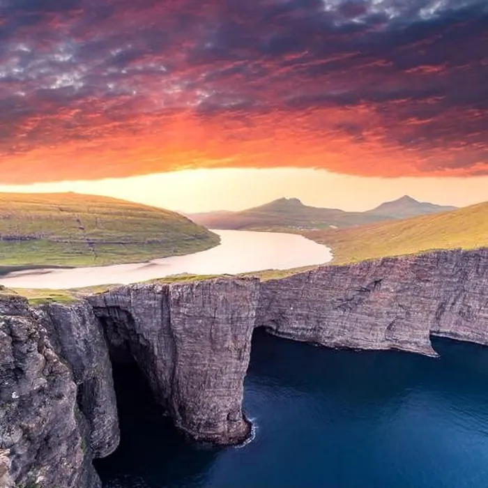 Framed Print : Incredible view of Sorvagsvatn lake on cliffs of Vagar island in sunset time, Faroe Islands, Denmark. Landscape photography Framed Print : Incredible view of Sorvagsvatn lake on cliffs of Vagar island in sunset time, Faroe Islands, Denmark. Landscape photography