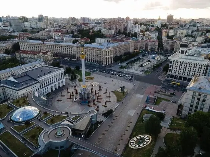 Framed Print : Independence Square in Kyiv, Ukraine. Maidan. Aerial view Framed Print : Independence Square in Kyiv, Ukraine. Maidan. Aerial view