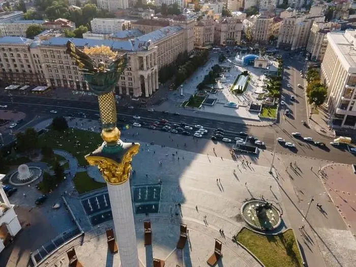 Framed Print : Independence Square in Kyiv, Ukraine. Maidan. Aerial view Framed Print : Independence Square in Kyiv, Ukraine. Maidan. Aerial view