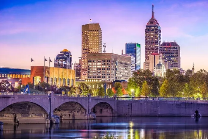 Framed Print : Indianapolis, Indiana, USA skyline on the White River Framed Print : Indianapolis, Indiana, USA skyline on the White River