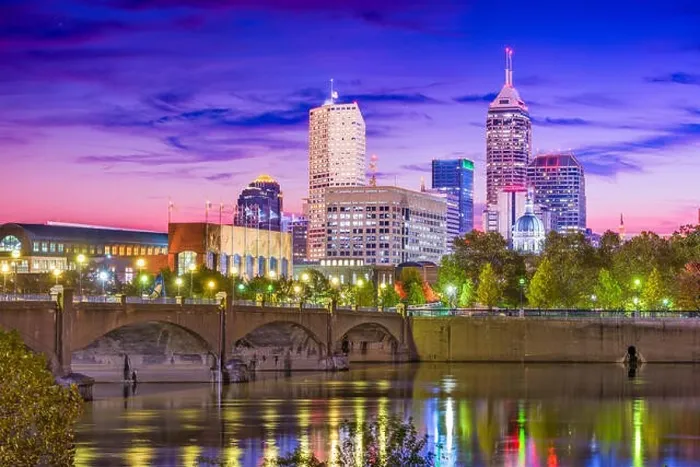 Framed Print : Indianapolis, Indiana, USA skyline on the White River Framed Print : Indianapolis, Indiana, USA skyline on the White River