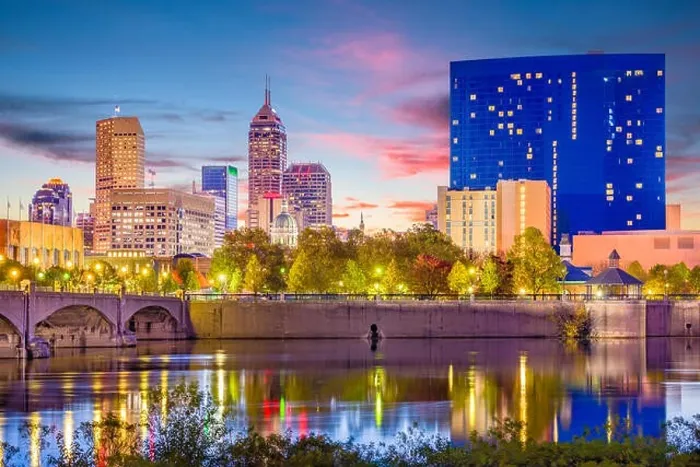 Framed Print : Indianapolis, Indiana, USA skyline on the White River Framed Print : Indianapolis, Indiana, USA skyline on the White River
