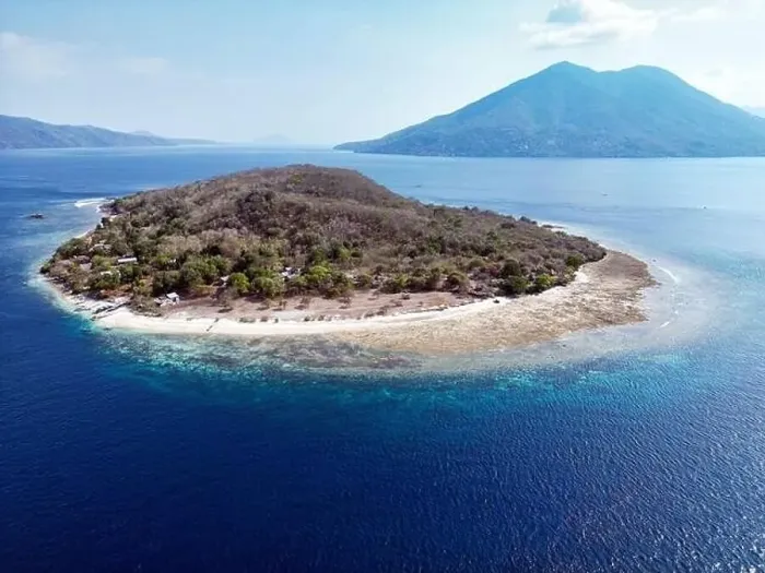 Framed Print : Indonesia Alor - Drone view Nuhakepa Island coast line Framed Print : Indonesia Alor - Drone view Nuhakepa Island coast line