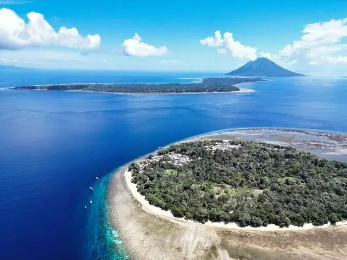 Framed Print : Indonesia Bunaken - Drone view Siladen Island and Bunaken Island with coral reef Framed Print : Indonesia Bunaken - Drone view Siladen Island and Bunaken Island with coral reef
