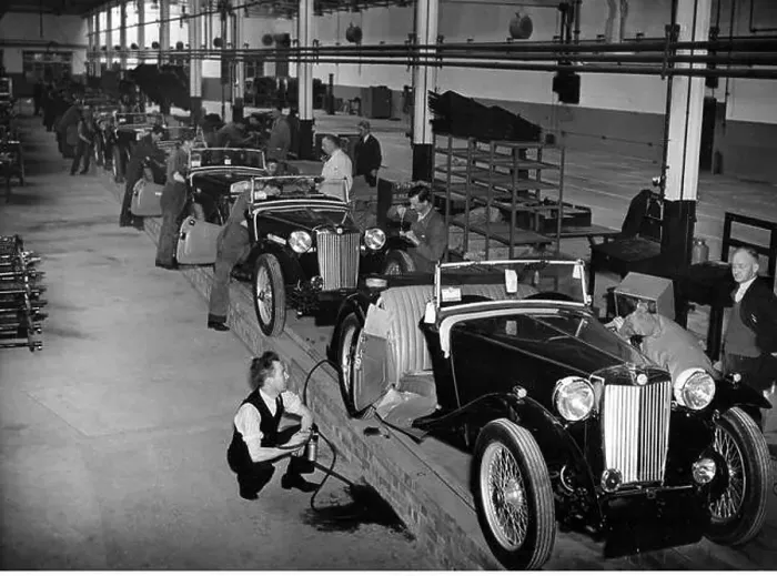 Framed Print : industry, car industry, MG (Morris Garages) Framed Print : industry, car industry, MG (Morris Garages)