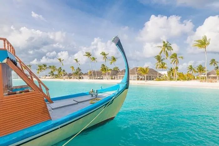 Framed Print : Inspirational Maldives island beach design. Maldives traditional boat Dhoni and perfect blue sea with lagoon. Luxury tropical paradise concept Framed Print : Inspirational Maldives island beach design. Maldives traditional boat Dhoni and perfect blue sea with lagoon. Luxury tropical paradise concept