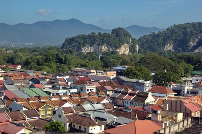 Framed Print : Ipoh, Perak, Malaysia, is a low-rise city surrounded by mountains Framed Print : Ipoh, Perak, Malaysia, is a low-rise city surrounded by mountains