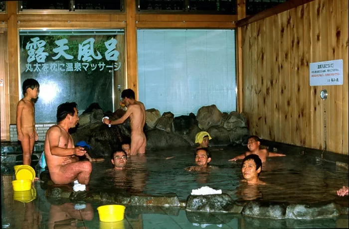 Framed Print : Japan, Kanto, Fuji-Region, Hakkone, Onsen, Thermalbad Framed Print : Japan, Kanto, Fuji-Region, Hakkone, Onsen, Thermalbad