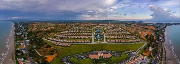 Framed Print : June 18, 2022: the scene of the 5-star centara mirage resort in Mui Ne in Phan Thiet city, Binh Thuan province, Vietnam Framed Print : June 18, 2022: the scene of the 5-star centara mirage resort in Mui Ne in Phan Thiet city, Binh Thuan province, Vietnam