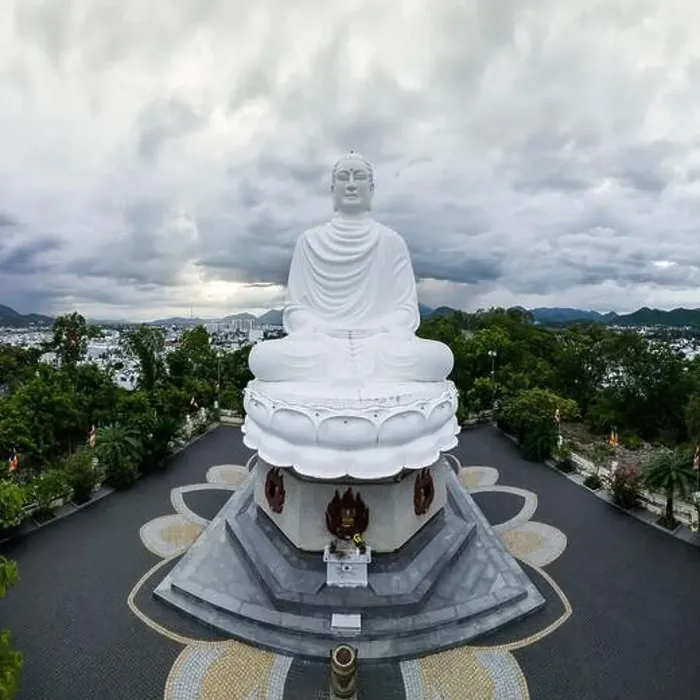 Framed Print : June 6, 2023: Long Son Pagoda, home to the largest Buddha statue in Nha Trang city, Khanh Hoa province, Vietnam Framed Print : June 6, 2023: Long Son Pagoda, home to the largest Buddha statue in Nha Trang city, Khanh Hoa province, Vietnam