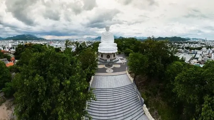 Framed Print : June 6, 2023: Long Son Pagoda, home to the largest Buddha statue in Nha Trang city, Khanh Hoa province, Vietnam Framed Print : June 6, 2023: Long Son Pagoda, home to the largest Buddha statue in Nha Trang city, Khanh Hoa province, Vietnam