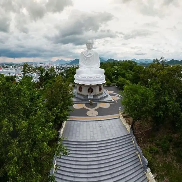 Framed Print : June 6, 2023: Long Son Pagoda, home to the largest Buddha statue in Nha Trang city, Khanh Hoa province, Vietnam Framed Print : June 6, 2023: Long Son Pagoda, home to the largest Buddha statue in Nha Trang city, Khanh Hoa province, Vietnam