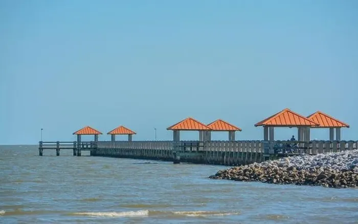 Framed Print : Ken Combs Pier on the Mississippi Gulf Coast. Gulfport, Harrison County, Gulf of Mexico, Mississippi USA Framed Print : Ken Combs Pier on the Mississippi Gulf Coast. Gulfport, Harrison County, Gulf of Mexico, Mississippi USA