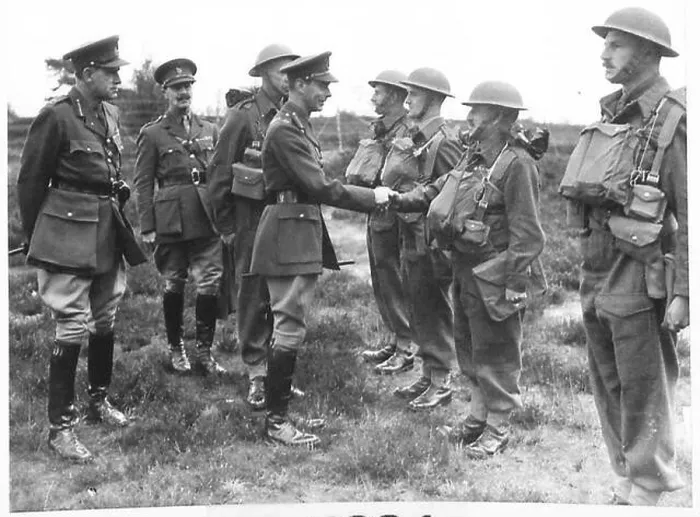 Framed Print : The King meets officers of the Royal Berkshire Regiment, greeting and observing British Army personnel Framed Print : The King meets officers of the Royal Berkshire Regiment, greeting and observing British Army personnel
